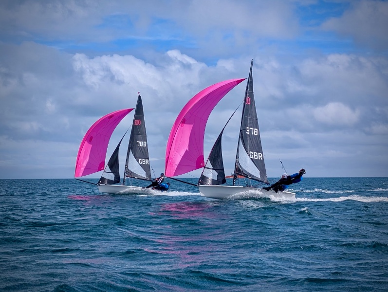 Photos by Bob Penfold RTYC